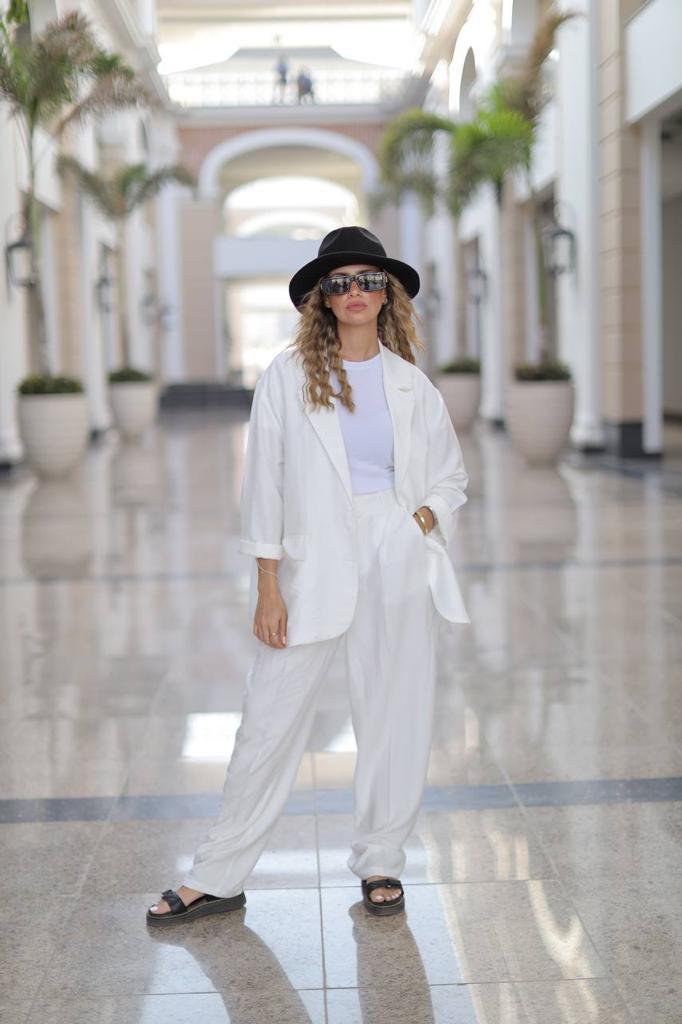 Linen Event Suit (Female)