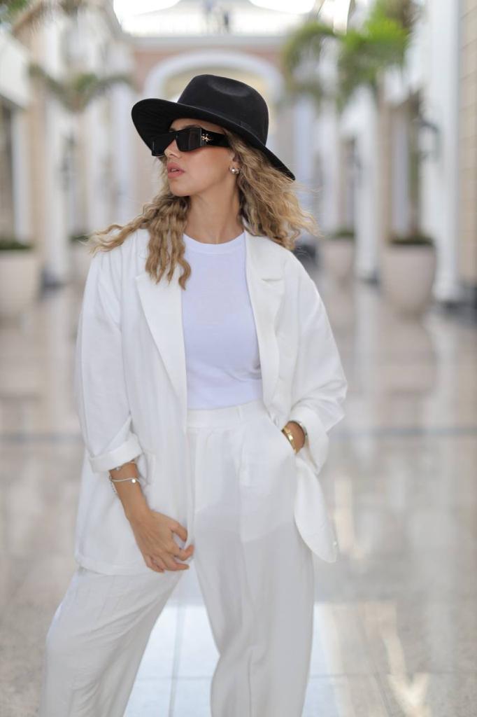 Linen Event Suit (Female)