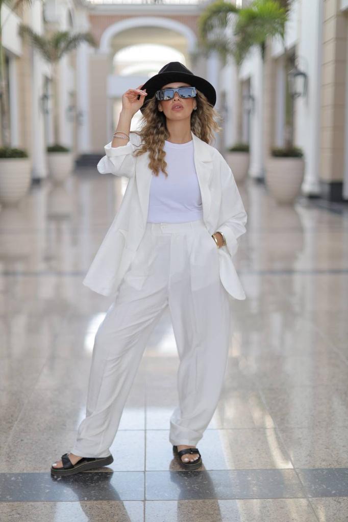 Linen Event Suit (Female)
