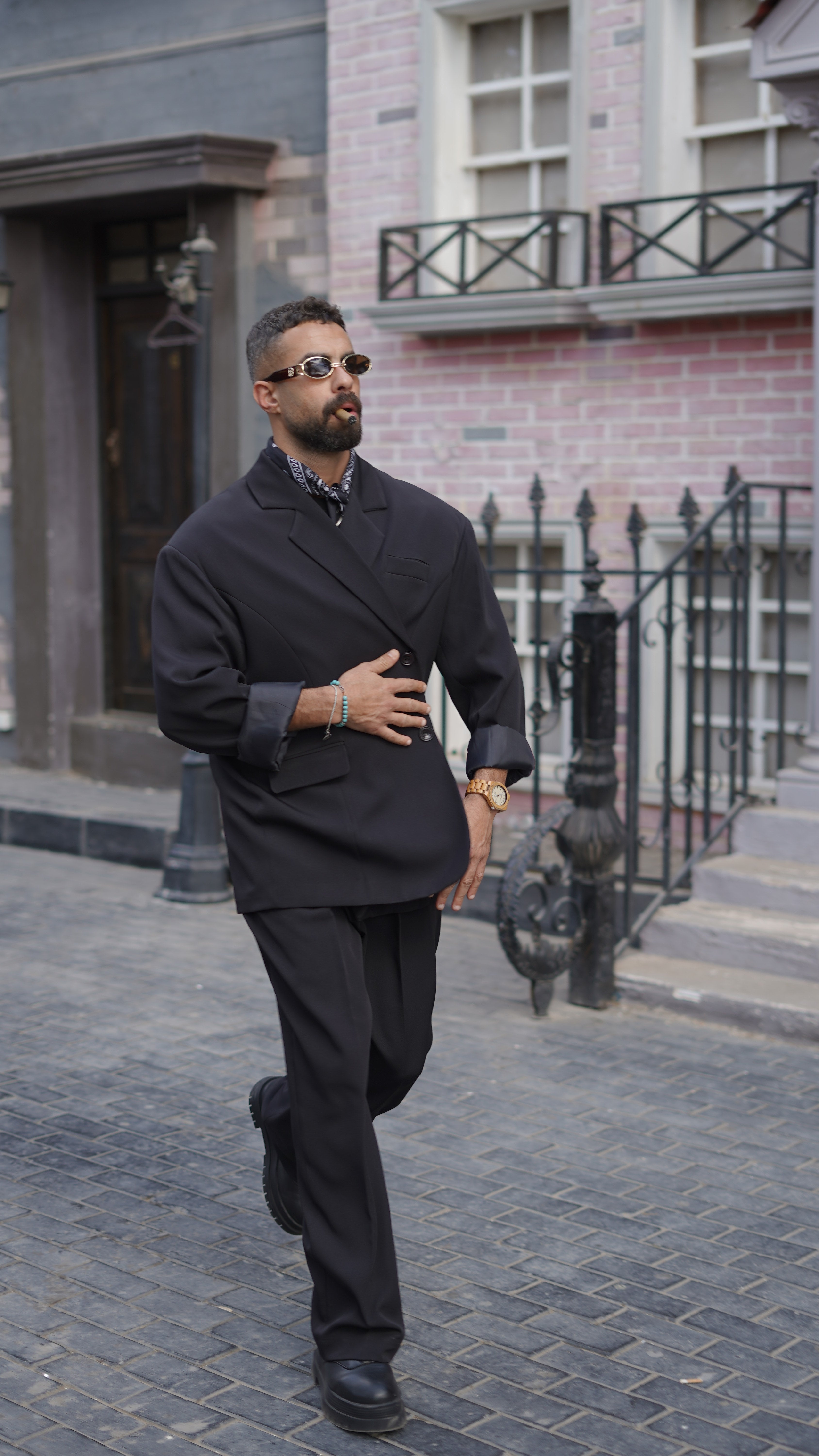 Freeborn oversized suit For Him