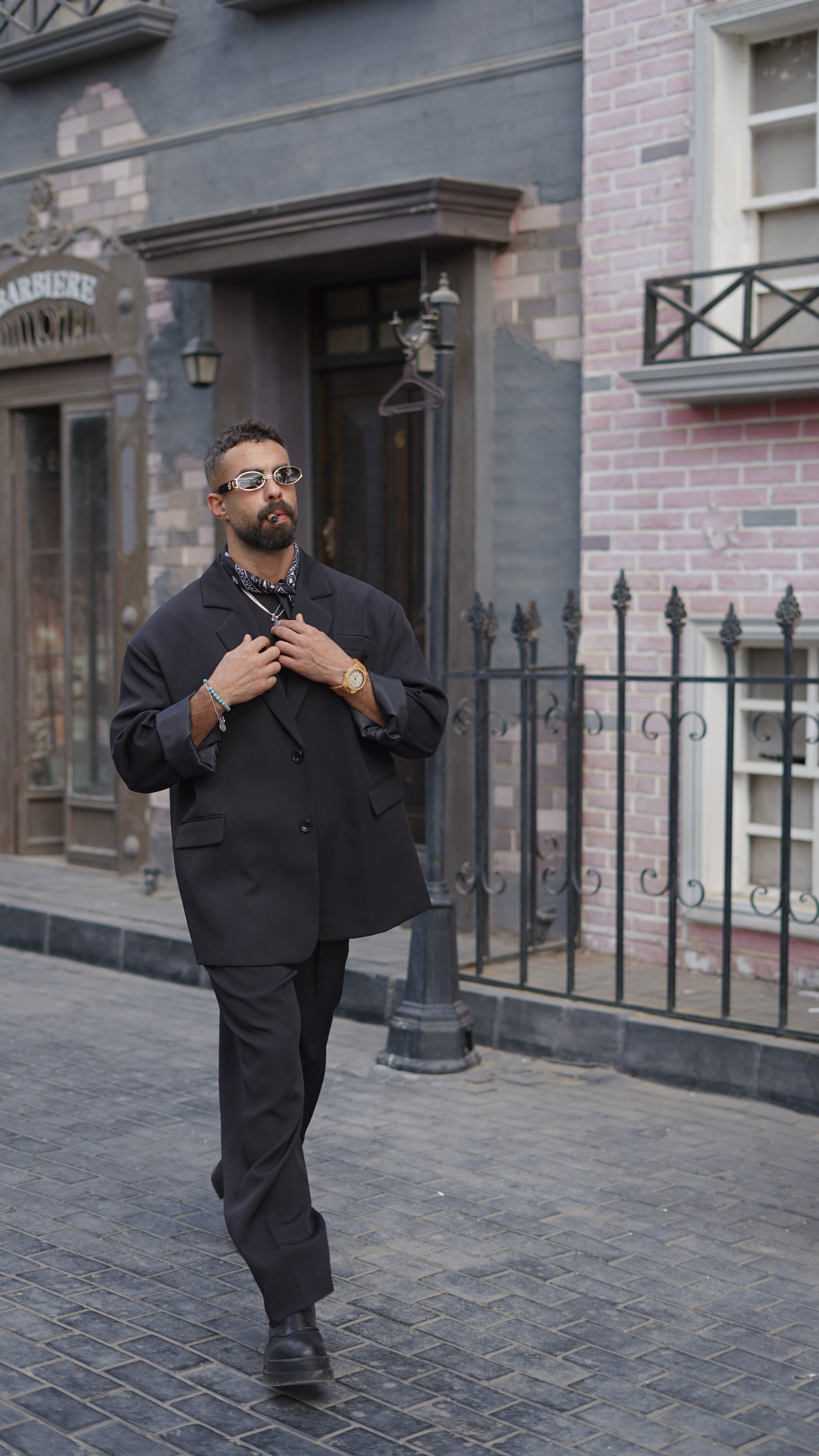 Freeborn oversized suit For Him